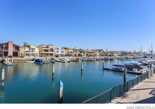 80 Montego Ct, San Diego CA 92118-3253 exterior