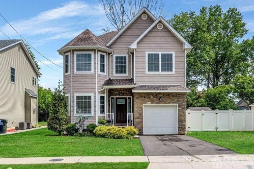 190 Summit Ave, Perth Amboy, NJ 08863-1834