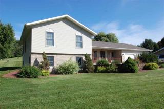 1715 Honey Creek Dr, Plain, WI 53577-9641