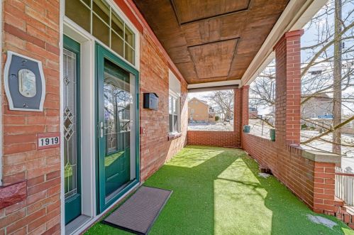 1919 Jenny Lind St, Mckeesport, PA 15132-4424
