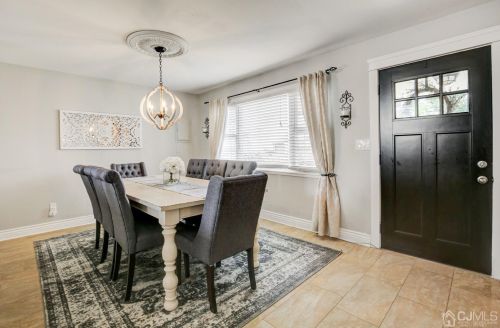 10 Calvin Ct, Old Bridge NJ  08857-2147 exterior