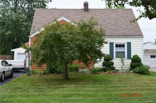 194 Old Colony Ave, Tonawanda, NY 14150-8522
