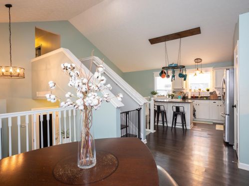 110 Hummock Dr, Pataskala OH  43062-7911 exterior