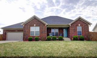 9904 Valley Farms Blvd, Louisville, KY 40272-3268