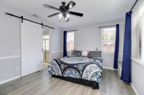 9674 Two Harbors Dr, Elk Grove CA  95624-4491 exterior