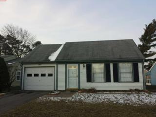 217 Huntington Dr, Southampton, NJ 08088-1118