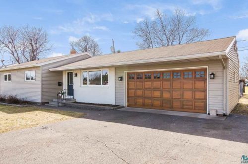 801 9th St, Scanlon, MN 55720-2359