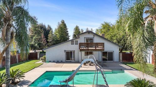 1812 Golf Rd, Turlock CA  95380-9746 exterior