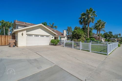3109 Boulder Ln, Bakersfield, CA 93309-7837