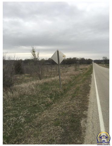 111 Crystal Springs Rd, Emmett, KS 66422