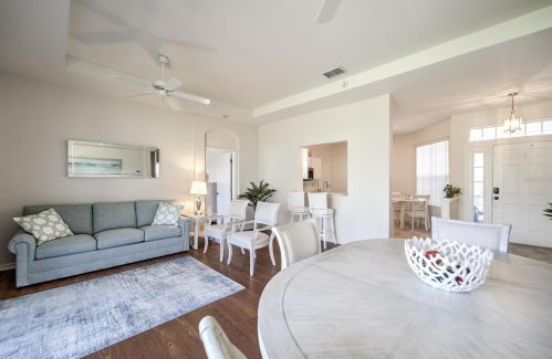 2217 Preservation Green Ct, Ruskin FL  33573-4418 exterior