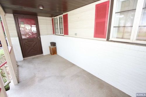 434 Harristown Rd, Ridgewood NJ  07452-2836 exterior