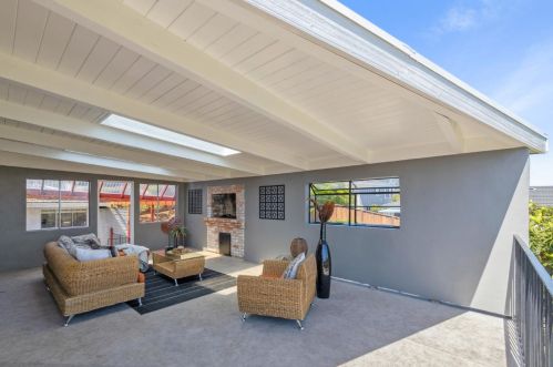 1276 Encina Dr, Millbrae CA 94030-2839 exterior