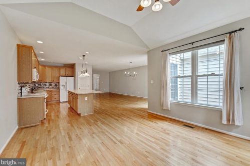 296 Cherry Ln, Kennett Sq PA  19348-4709 exterior