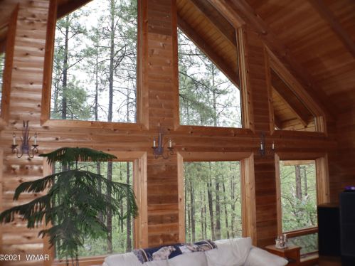 1825 Woodchuck Ln, Pinetop, AZ 85935-7218