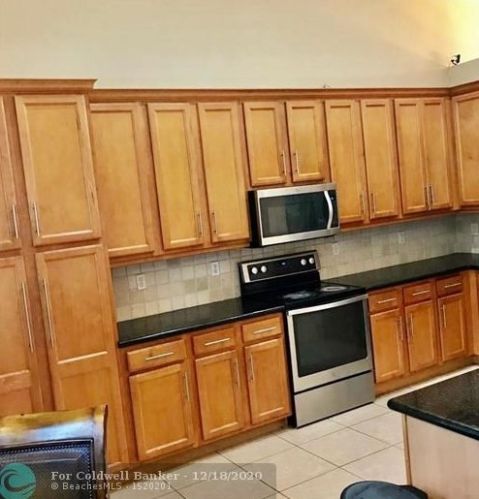 13121 45th Dr, Hollywood, FL 33027-3159