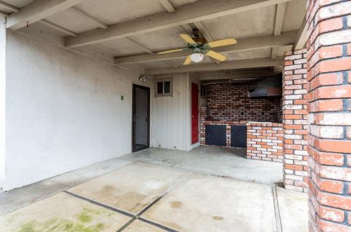 827 Grant Ave, Manteca CA  95336-3727 exterior