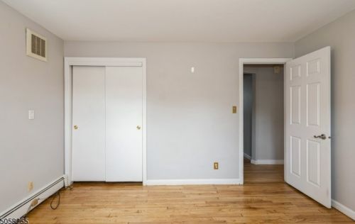 20 Kierstead Ave, Nutley NJ  07110-2528 exterior