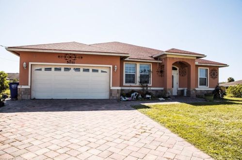 5011 Centennial Blvd, Lehigh Acres, FL 33971-7508