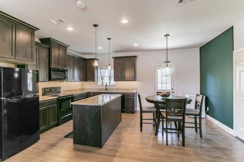 4707 Henry St, Greenville TX  75401-3021 exterior