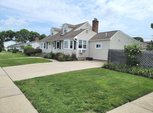 150 Park Ave, Bethpage, NY 11714-4406