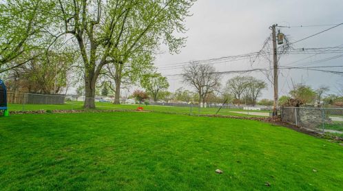 8126 Robertson Pl, Hammond IN  46322-1017 exterior