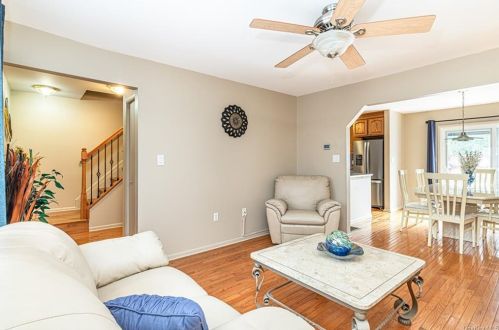 49 Darin Rd, Warwick, NY 10990-4009