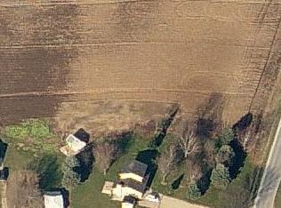 5555 Oak Park Rd, Marshall, WI 53559-9670