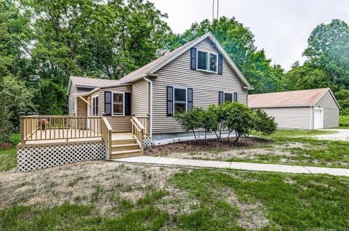 12 Icehouse Rd, Norwich CT  06351-3207 exterior