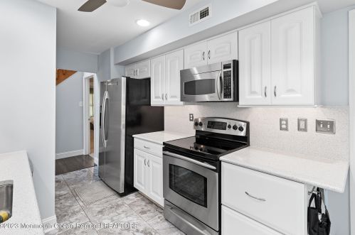 6 Brookline Ct, Princeton, NJ 08540-1741
