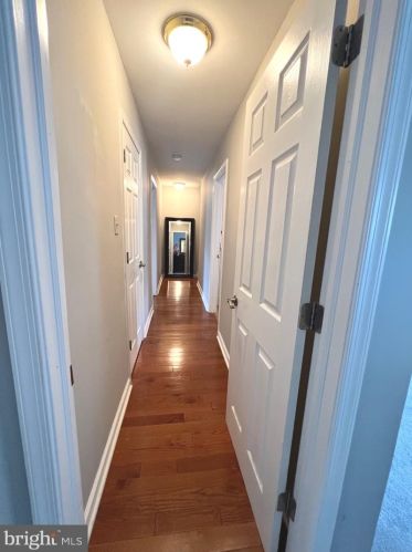 337 Hanby Cir, Boothwyn PA  19061-2319 exterior