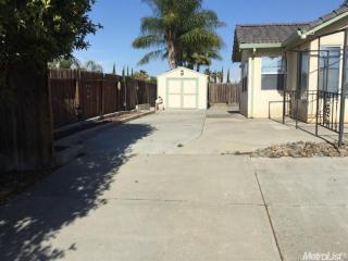 2601 Morrill Rd, Riverbank, CA 95367-2798