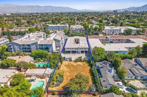 5763 Laurel Canyon Blvd, North Hollywood, CA 91607-1234