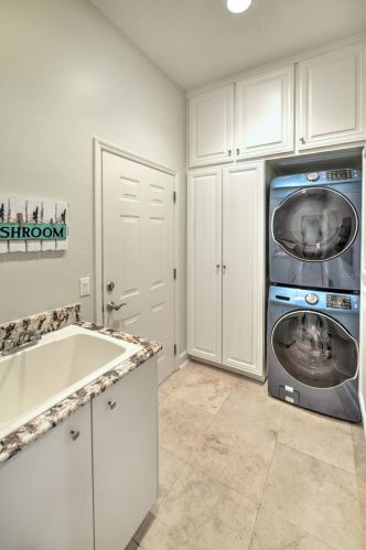 2676 Spruce Creek Blvd, Daytona Beach FL 32128-6922 exterior