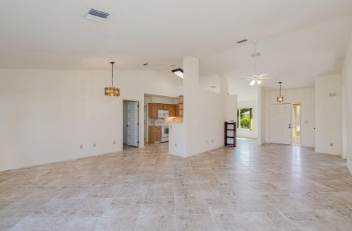 1200 Continental Ave, Melbourne FL  32940-6701 exterior