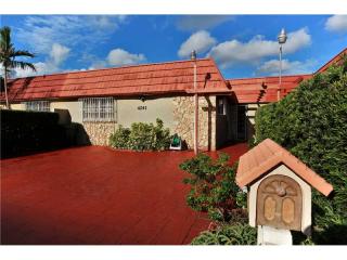 4241 19th Ave, Hialeah, FL 33012-5802