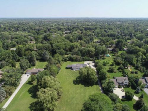 10934 River Rd, Thiensville, WI 53092-4817