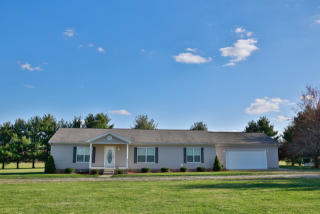 608 Rinehart Rd, Chillicothe, OH 45601-9284
