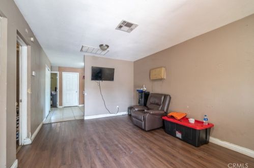 101 Allen St, San Bernardino, CA 92408-1112