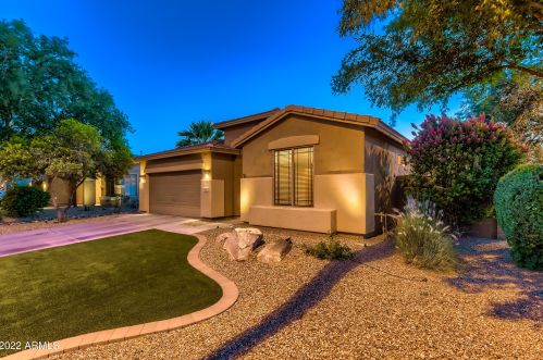 392 Wilson Dr, Chandler, AZ 85225-4232