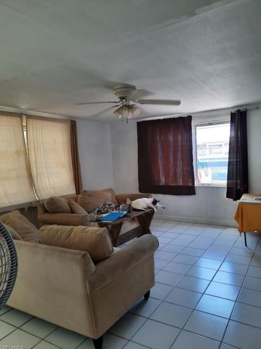 6906 Penny Ln, Fort Pierce, FL 34951-1241