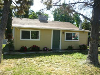 609 Woodland Ave, Woodland, CA 95695-2857