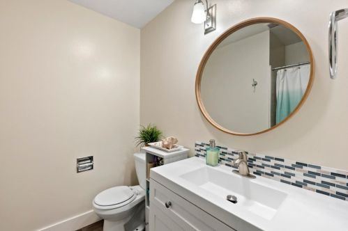 7791 Santa Barbara Dr, Gilroy CA  95020-5322 exterior