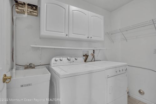 149 Skyline Dr, Lakewood NJ  08701-5737 exterior