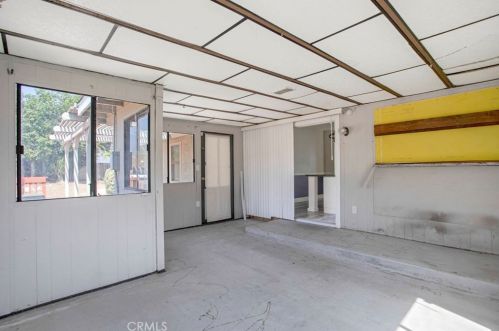 5334 Lilac St, San Bernardino CA  92407-2467 exterior