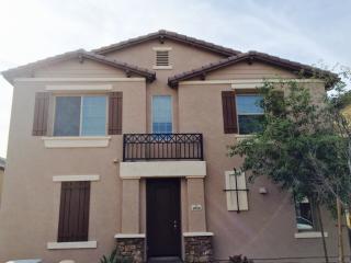 1498 Colt Dr, Gilbert AZ  85296-7344 exterior