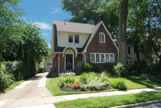 3 Parkway St, Larchmont, NY 10538-2508