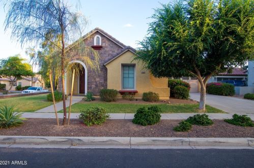 15217 Georgia Dr, Sun City, AZ 85379-8184
