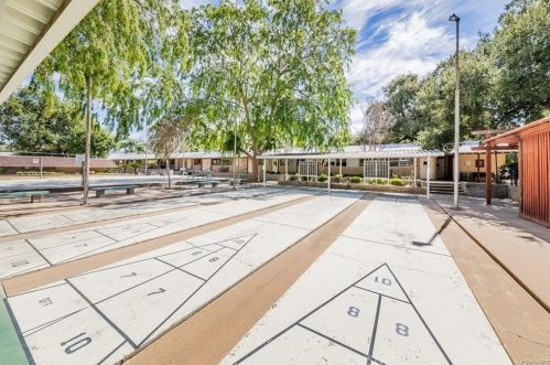 19504 Avenue Of The Oaks, Santa Clarita CA  91321-1303 exterior