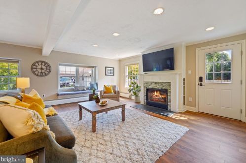 101 Marple Rd, Haverford PA  19041-1027 exterior